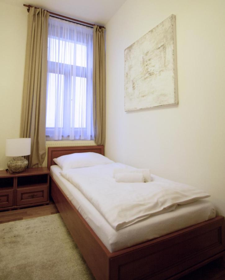 Vila Bellevue ลูฮาโชวิตเซอ ภายนอก รูปภาพ