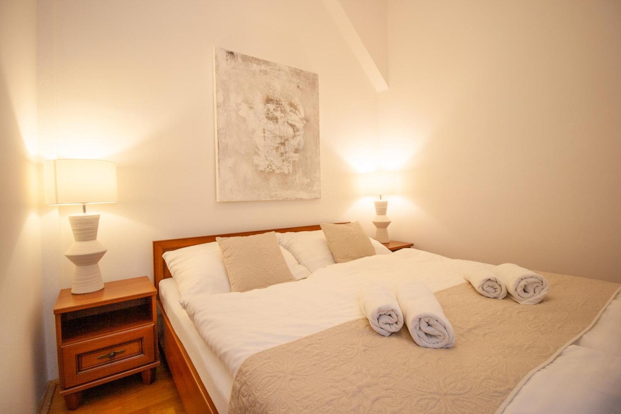 Vila Bellevue ลูฮาโชวิตเซอ ภายนอก รูปภาพ